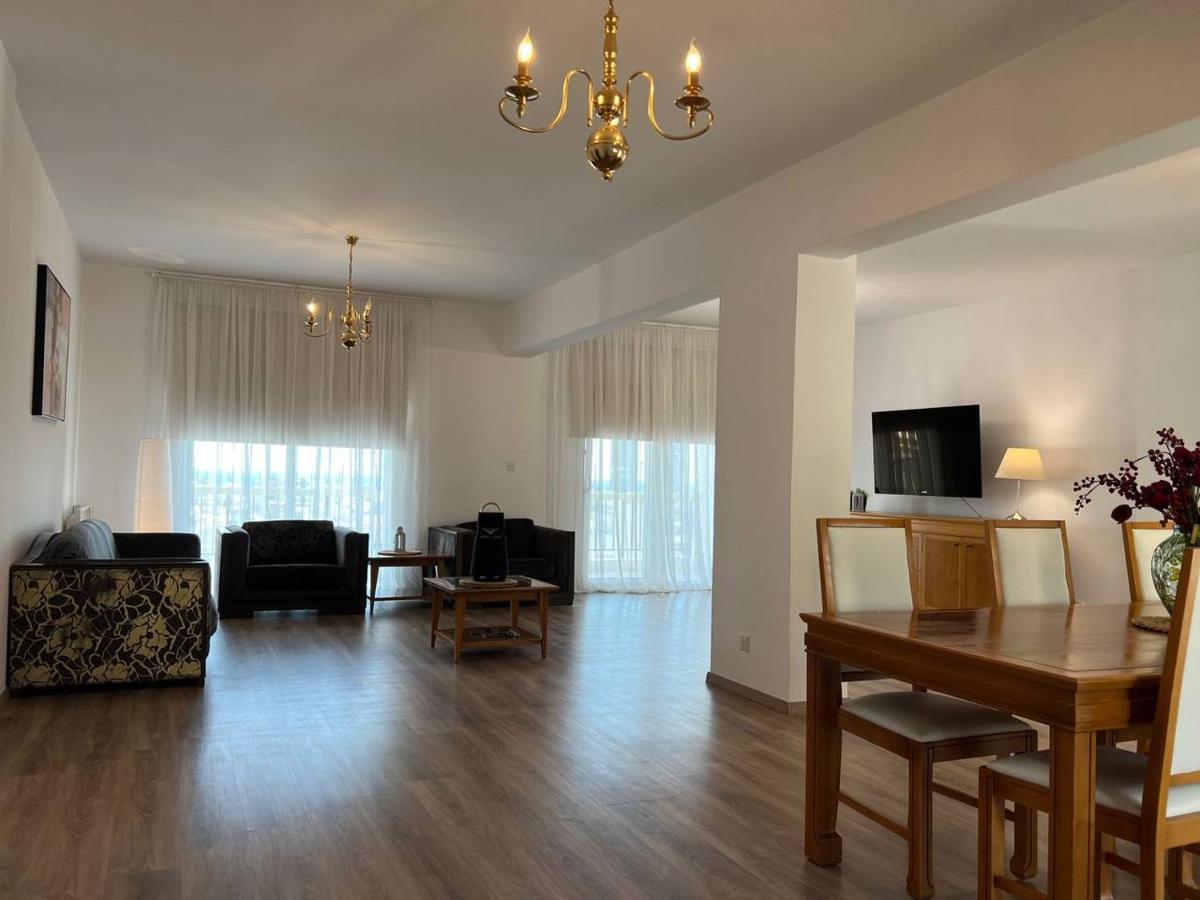 Sunny Rooms Лімасол Екстер'єр фото