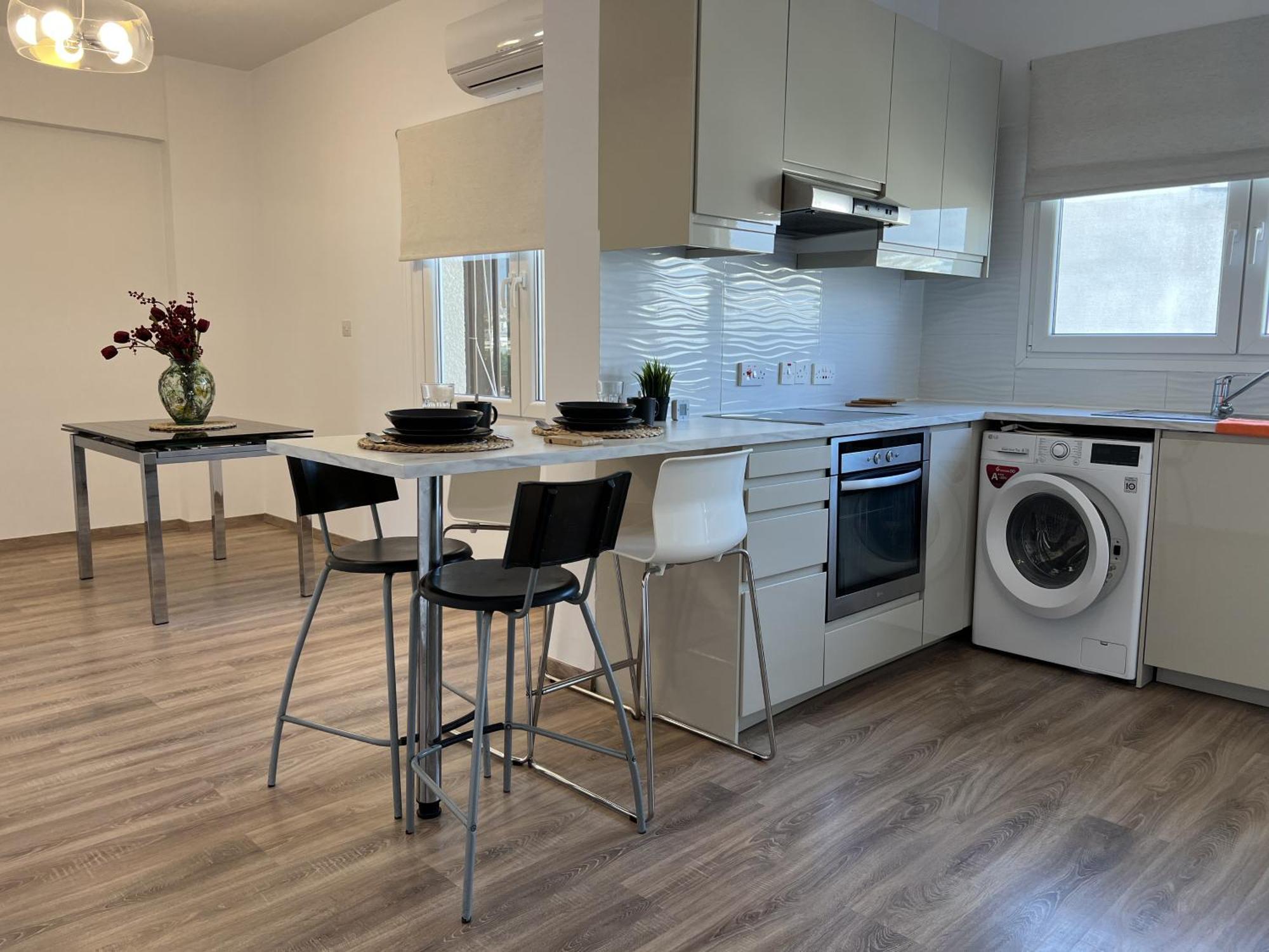 Sunny Rooms Лімасол Екстер'єр фото
