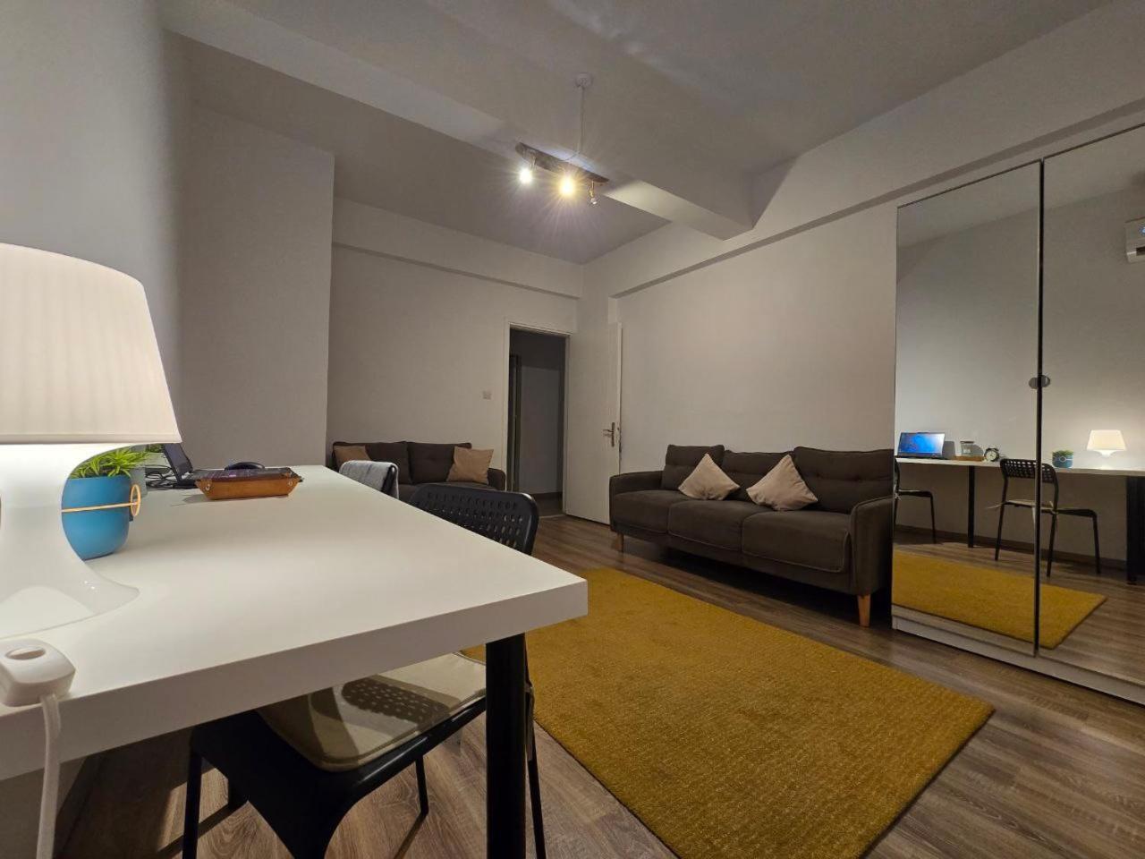 Sunny Rooms Лімасол Екстер'єр фото