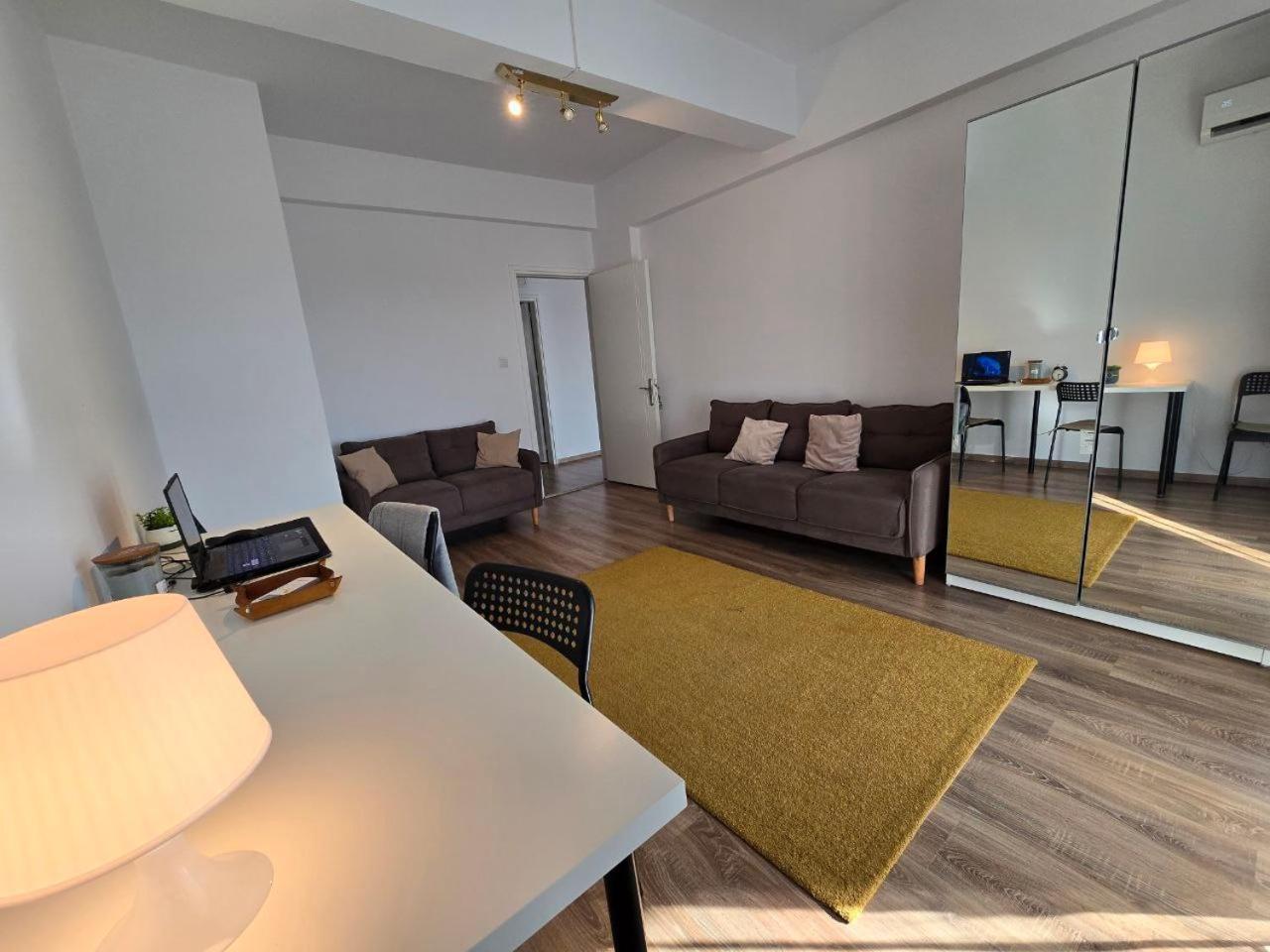 Sunny Rooms Лімасол Екстер'єр фото